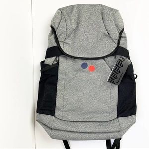NWT Pinqponq Jakk Vivid Monochrome Backpack Grey